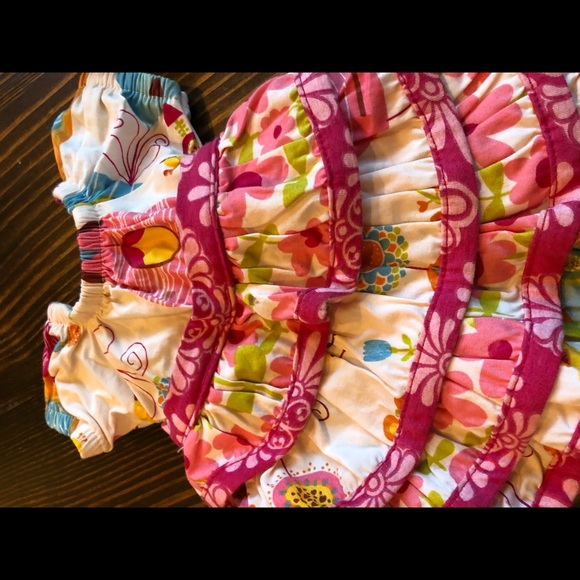 2 Jelly the pug 18 in doll dresses - Picture 2 of 3